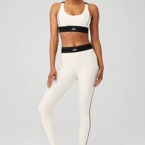 ALO Set Yoga White Leggings with Black Accents and Sports Bra